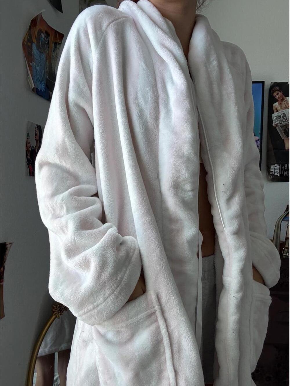 Victoria's Secret Women's White and Pink Rob